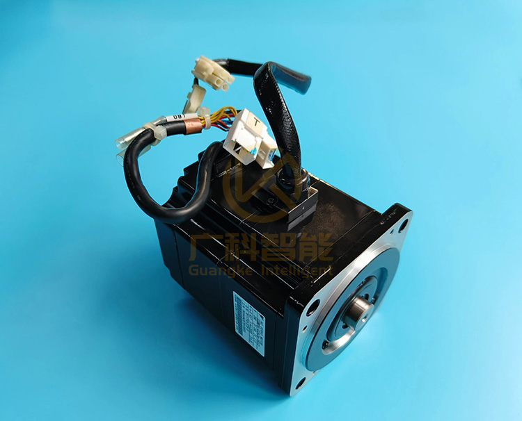 安川機器人B軸電機SGMPH-02A2A-YR12 安川機器人B軸電機SGMPH-02A2A-YR12